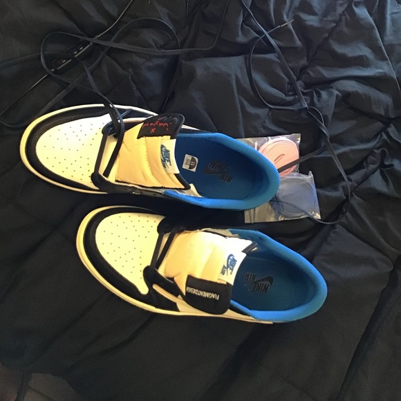Nike Fragment design x Travis Scott Jordan 1s - Picture 8 of 9